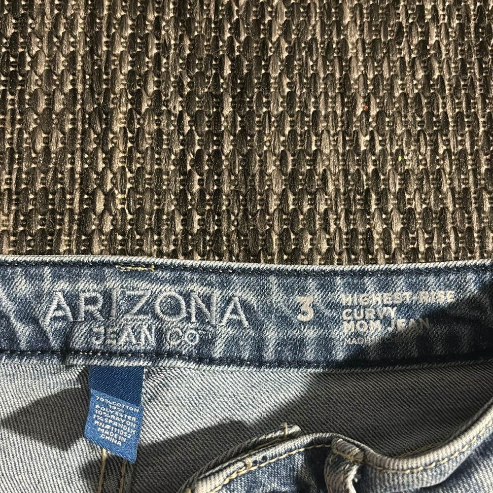 Arizona trading company highest-rise curvy mom jean - Picture 3 of 4